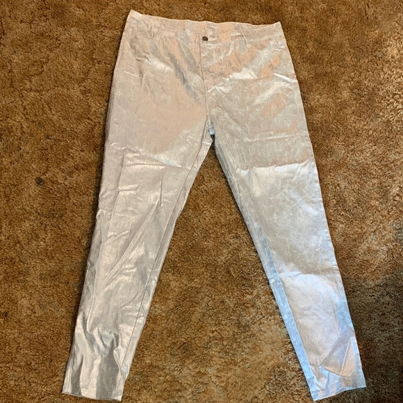 SILVER METALLIC LIKE SHINY PLUS SIZE XXL JEANS!!🩶🩶🩶 - Picture 1 of 7